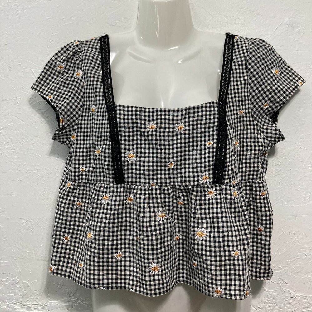 NWT Kirious Los Angeles Crop Top Gingham Plaid Black White Embroidery Milkmaid L
